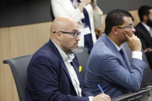 Diputado denuncia a la oficialista Cindy Murillo por "administración en provecho propio" por votar proyecto turístico en Lago Arenal
