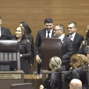 Oficialista Yara Jiménez será la próxima presidenta del Congreso con los 31 votos de su bancada