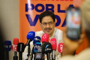 Balotaje en Colombia: Candidatos votan y declaraciones calientan contienda electoral (aqui tendremos también los resultados)