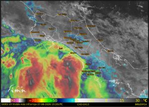 Alerta amarilla: Basura que inundó Liberia, vientos en Puntarenas y mucha lluvia deja la situación climática