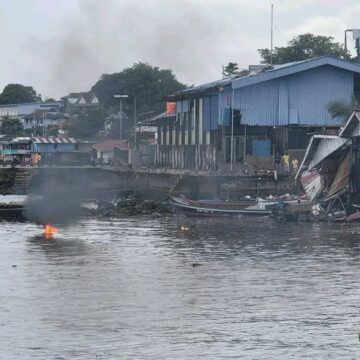 Al menos cinco muertos por la explosión de una bomba de la Segunda Guerra Mundial en Indonesia