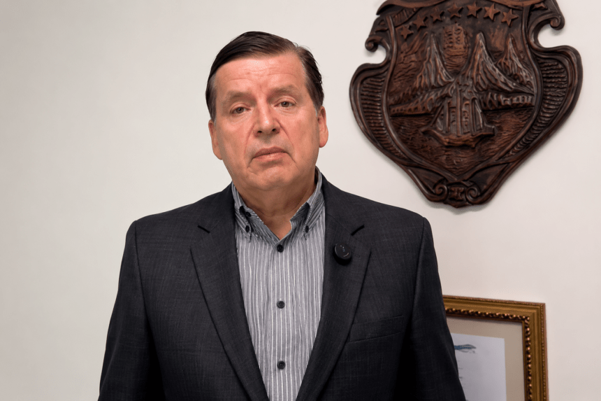 Magistrado Araya ante ausencia de pruebas de la acusación de la presidenta Fernández: "¿Cómo quiere usted que la recuerde la historia?"