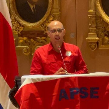 Vetada por Rodrigo Chaves: APSE exige resello del proyecto que descongelaría pensiones del Régimen Transitorio de Reparto