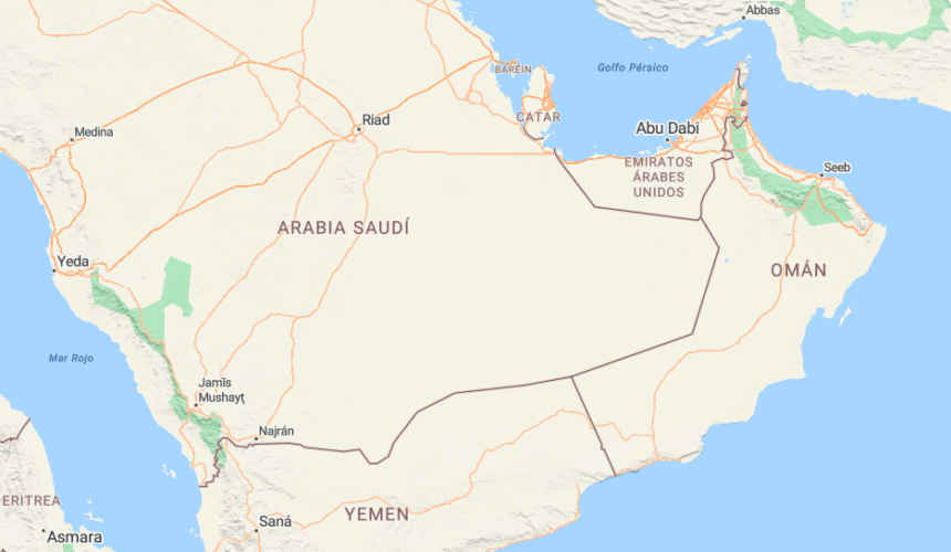 Escalada en la región saudita: ataque hutí en Riad deja 12 muertos y arde un petrolero en el estrecho de Ormuz