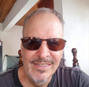 "Ángel de lengua azul": El mago perdido de los sueños -reseña- 8 WhatsApp Image 2024 09 12 at 3.45.49 PM