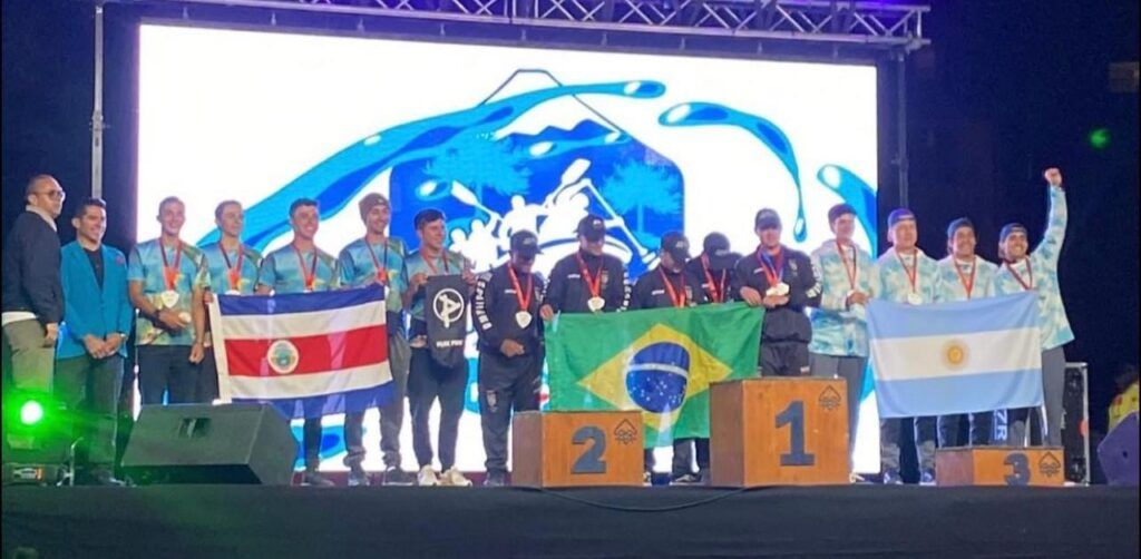 primos ticos entre los 3 mejores del Panamericano de Rafting en Chile